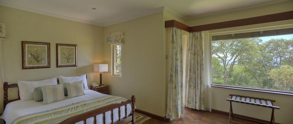 อเบอร์ดาเร คันทรี คลับ Hotel Mweiga ภายนอก รูปภาพ